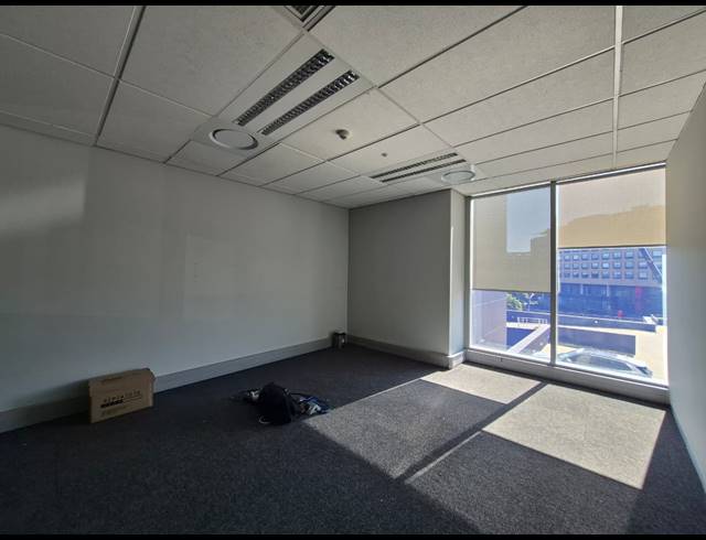 474M² OFFICE TO LET IN ROSEBANK